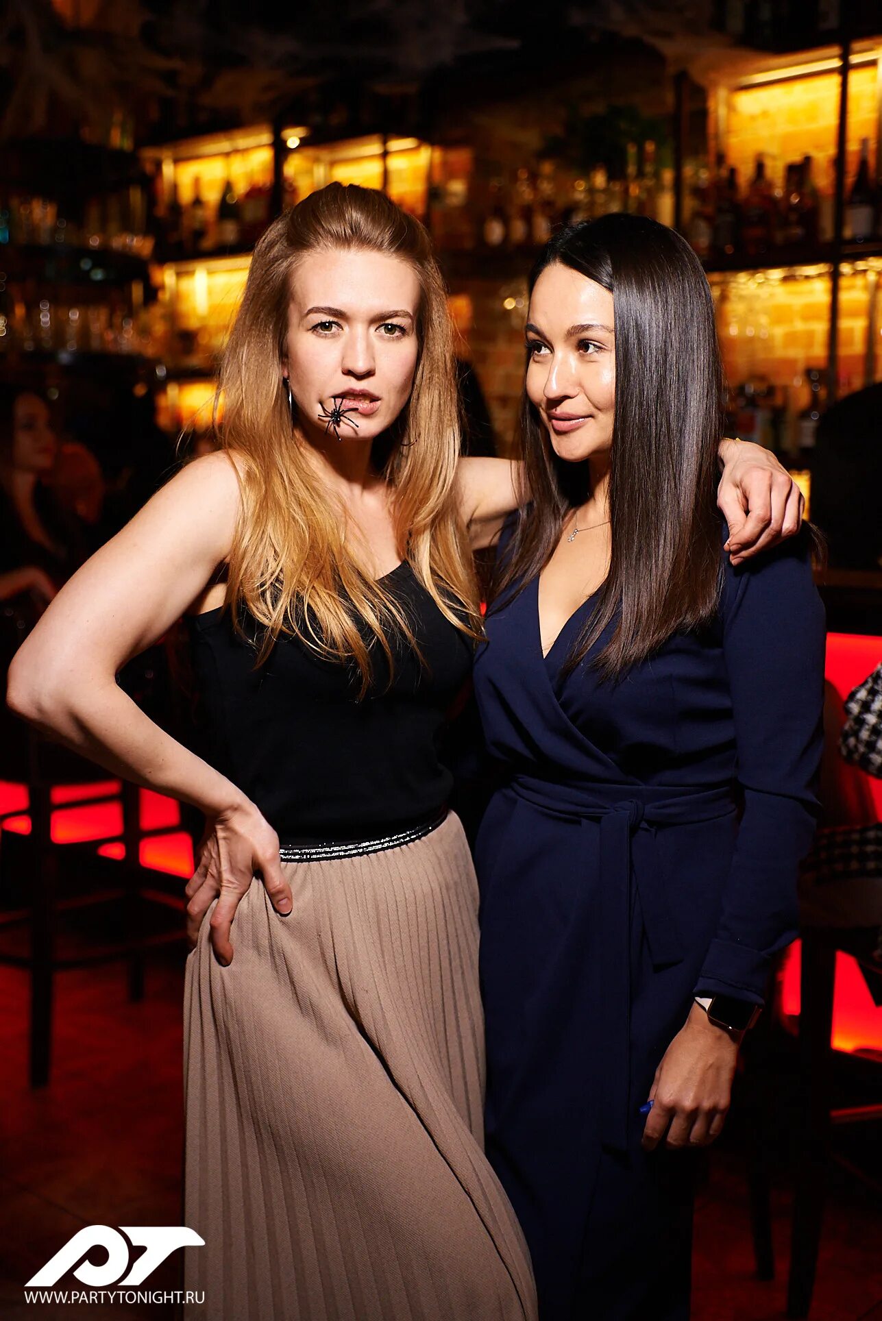 танцы food. Food and people бар. People клуб москва. танцы food. бар танцы москва пречистенская набережная.