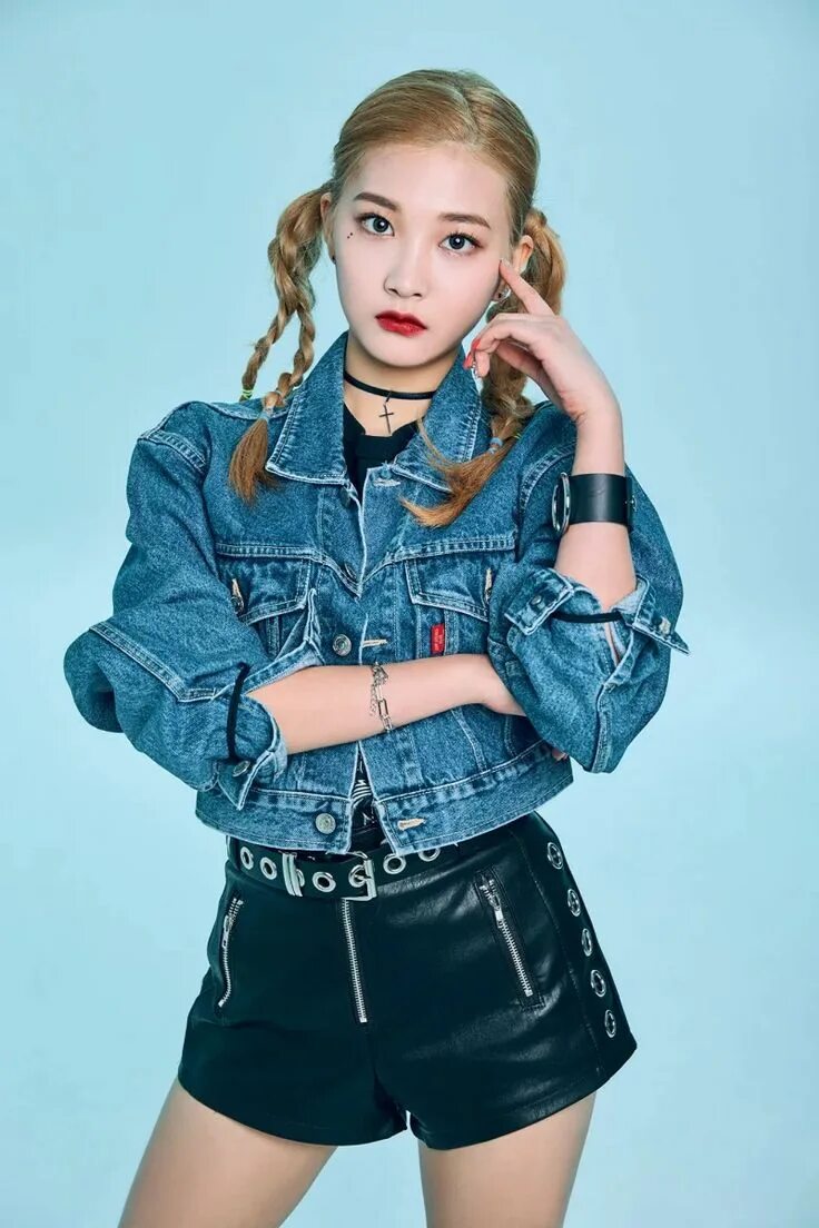 Woo ah. Woo ah участницы. минсо woo ah. woo!ah! minseo. woo ah kpop.