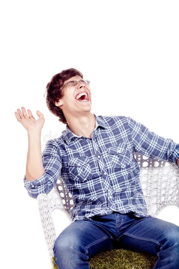 Подождем до весны. Мем смеется. Сижу смеюсь. Обезьяна сидящая на берегу. Весна сидит и ножками болтает.