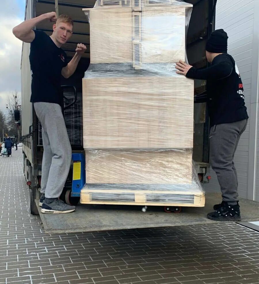 Грузчики на час 88007707459. Грузчики на час 88007707459. Услуги грузчиков. Грузчики во владимире владзернопродукт. Робот грузчик.