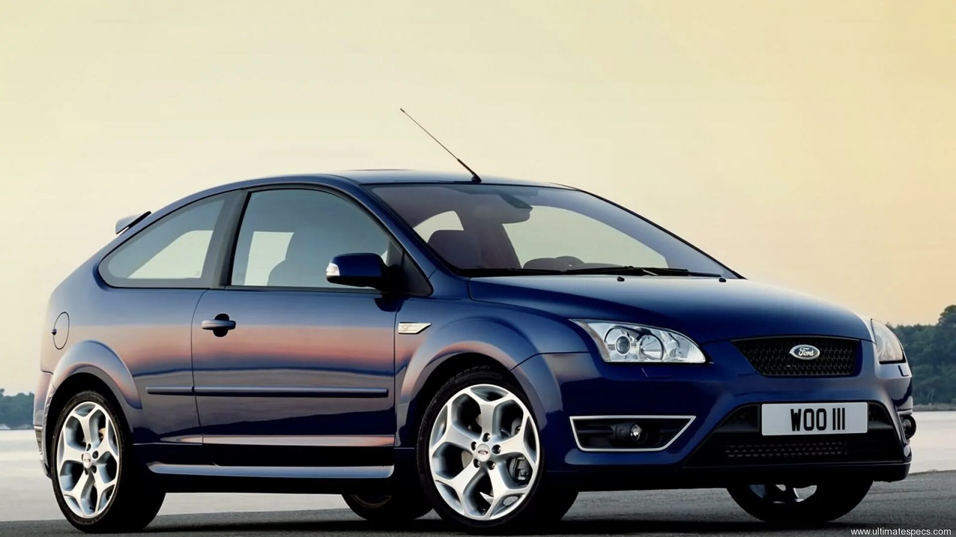 Форд фокус хлопок. Ford Focus 2 Coupe. Ford Focus 2 купе. Ford Focus 2 St 2006. Форд фокус 2 купе 2006.