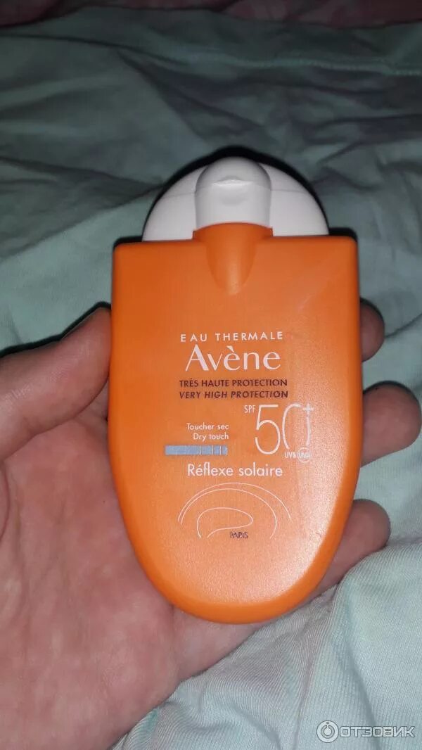 Эмульсия spf 50. Avene SPF 50. Avene Cleanance SPF 50. Avene защита от солнца SPF 50. Avene Cleanance солнцезащитная эмульсия SPF 50.