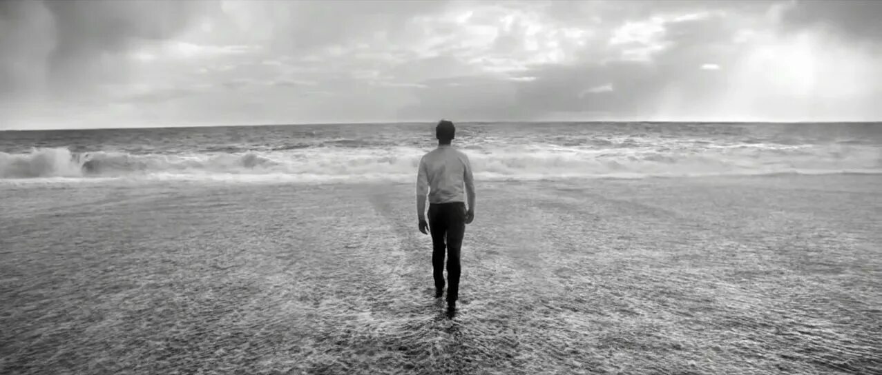 Мужчина из клипа i love you woodkid. Woodkid i love you 2013. Woodkid i love you клип. Woodkid i love you. Woodkid i love you 2013.