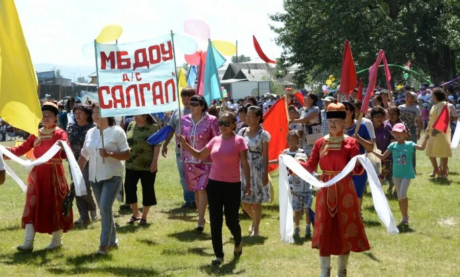 Подслушано барун хемчикском кожууне в контакте. Барун-Хемчикский кожуун село. Бижиктиг-Хая Барун-Хемчикский. Шекпээр Барун Хемчикский район. Председатель администрации Барун-Хемчикского района Республики Тыва.