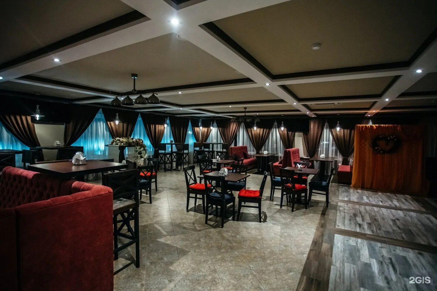 кафе южные ворота в железнодорожном. южные ворота курск гостинично-ресторанный. южные ворота курск гостинично-ресторанный комплекс курск. кафе южные ворота. южные ворота, деревня кукуевка, промышленный переулок, 4.