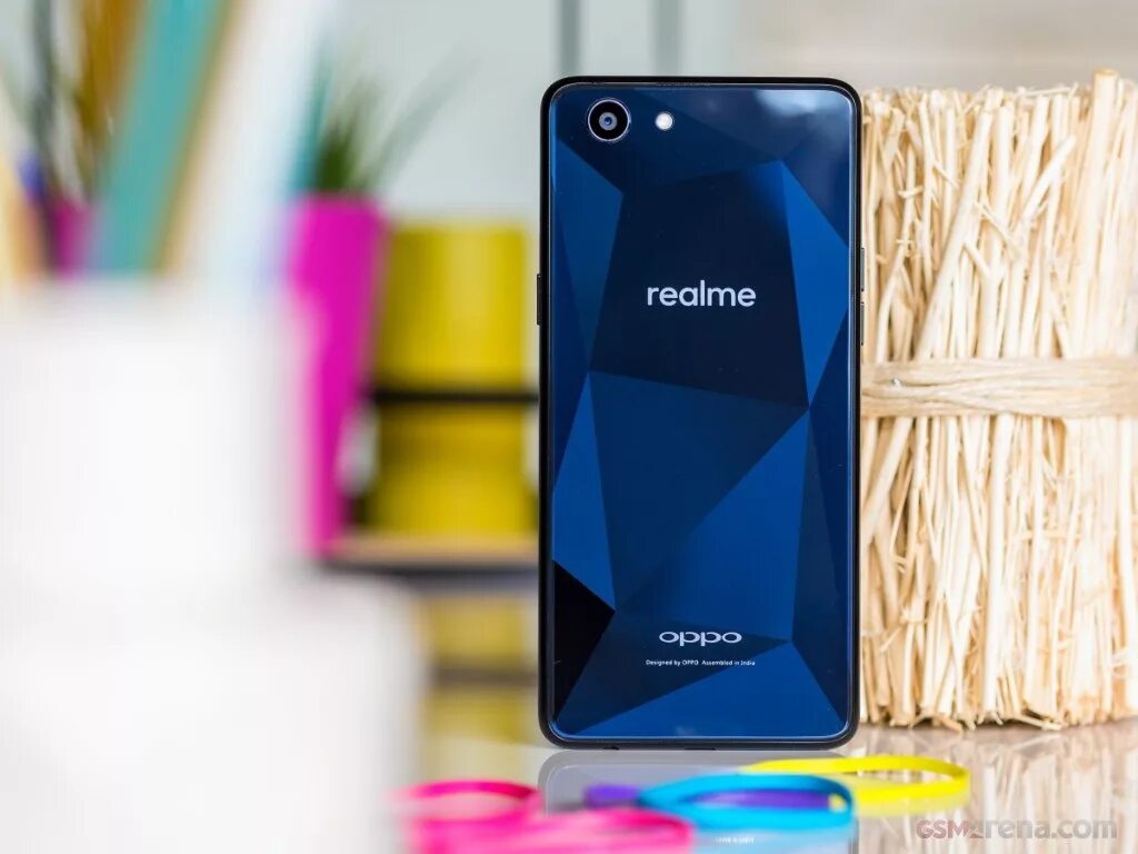 Купить планшет realme. Смартфон Realme 1. Oppo Realme 1. Смартфон Realme 10 смартфон Realme 10. Realme 10 комплектация.