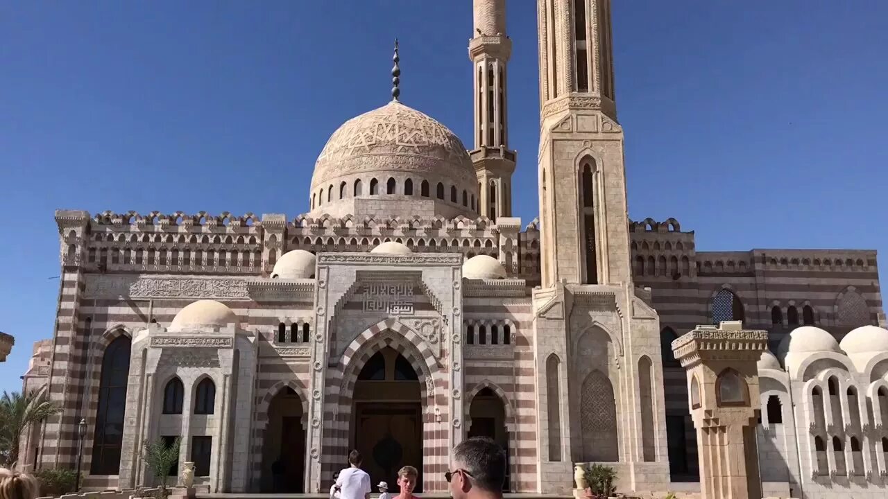 Мечеть аль мустафа шарм-эль-шейх. Мечеть сахаба шарм аль шейх. Мечеть шарм-эль-шейх старый город. Мечеть аль сахаба шарм-эль-шейх. Мечеть сахаба шарм аль шейх.