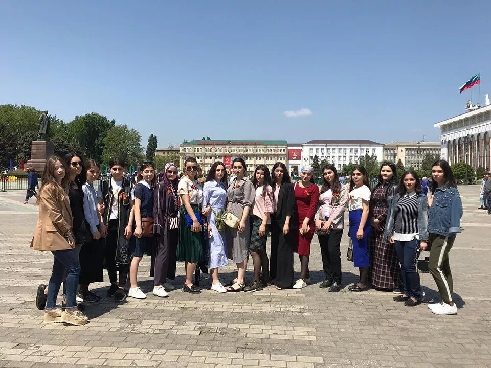 Колледж имени Аскерханова в Махачкале. Медицинский колледж Аскерханова в Махачкале. Мед колледж Аскерханова в Избербаше. Преподаватели Аскерханова колледж. Сайт аскерханова махачкала