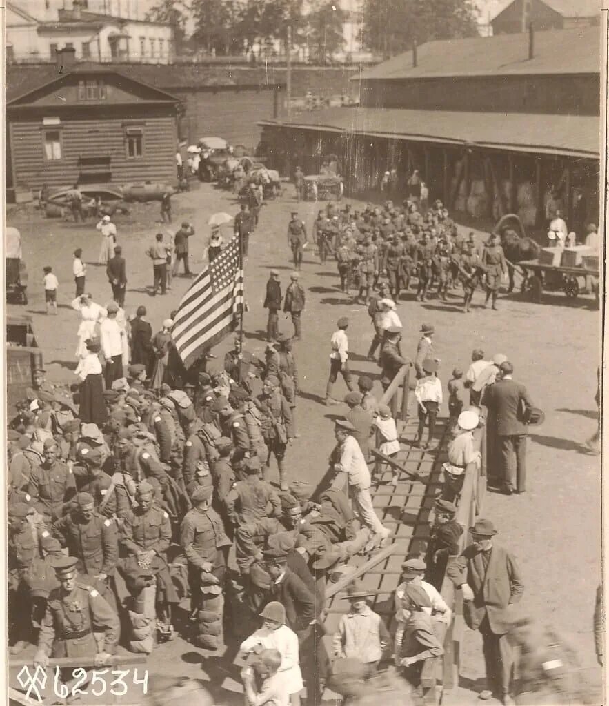 Высадка в мурманске. Архангельск 1918 интервенция. Интервенты в Мурманске 1918. Интервенты в Архангельске 1919. Высадка в Архангельске 1918.