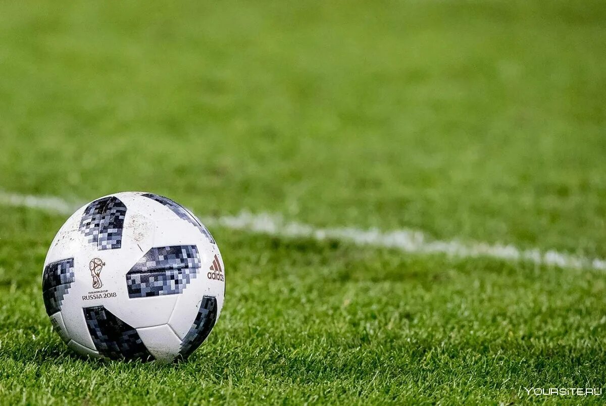 Футбольные аватарки. Старый футбольный мяч. Мяч "футбол". Футбольный мяч старший брат. Футбольный мяч и ворота.