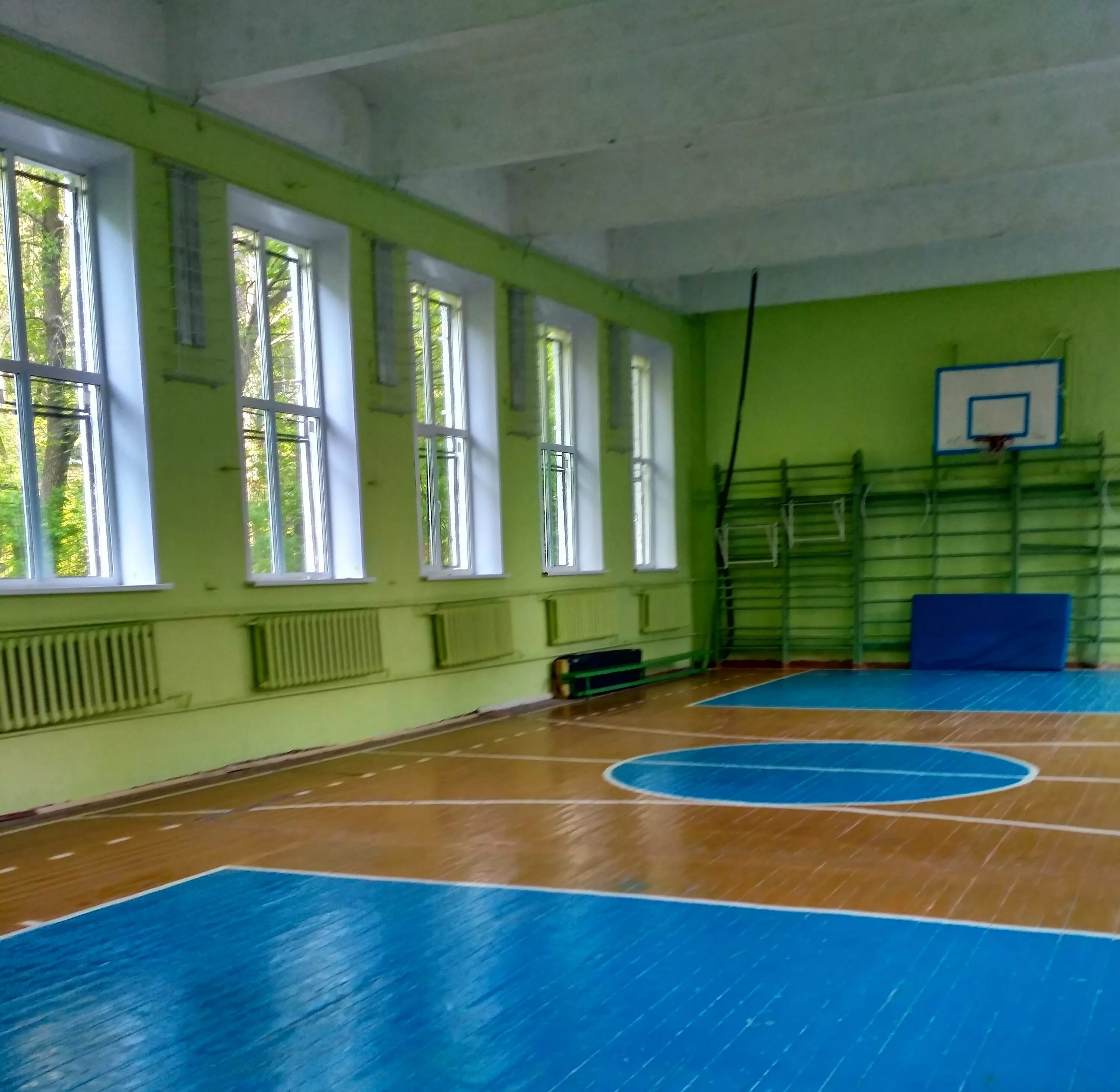 Тренажерный зал йошкар ола. Спорт зал астрон йошкар ола. Спортклуб метро йошкар-ола. Максимус йошкар-ола тренажерный зал. Тренеры спортклуба 1 йошкар ола.