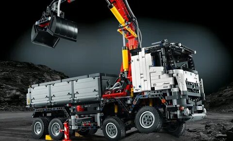 LEGO ® Technic announces partnership with Mercedes-Benz Trucks UK Haulier.