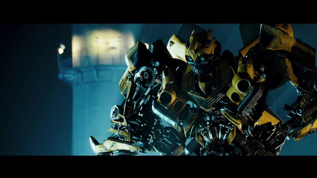 Transformers dublaj. Трансформеры 2007 Бамблби.