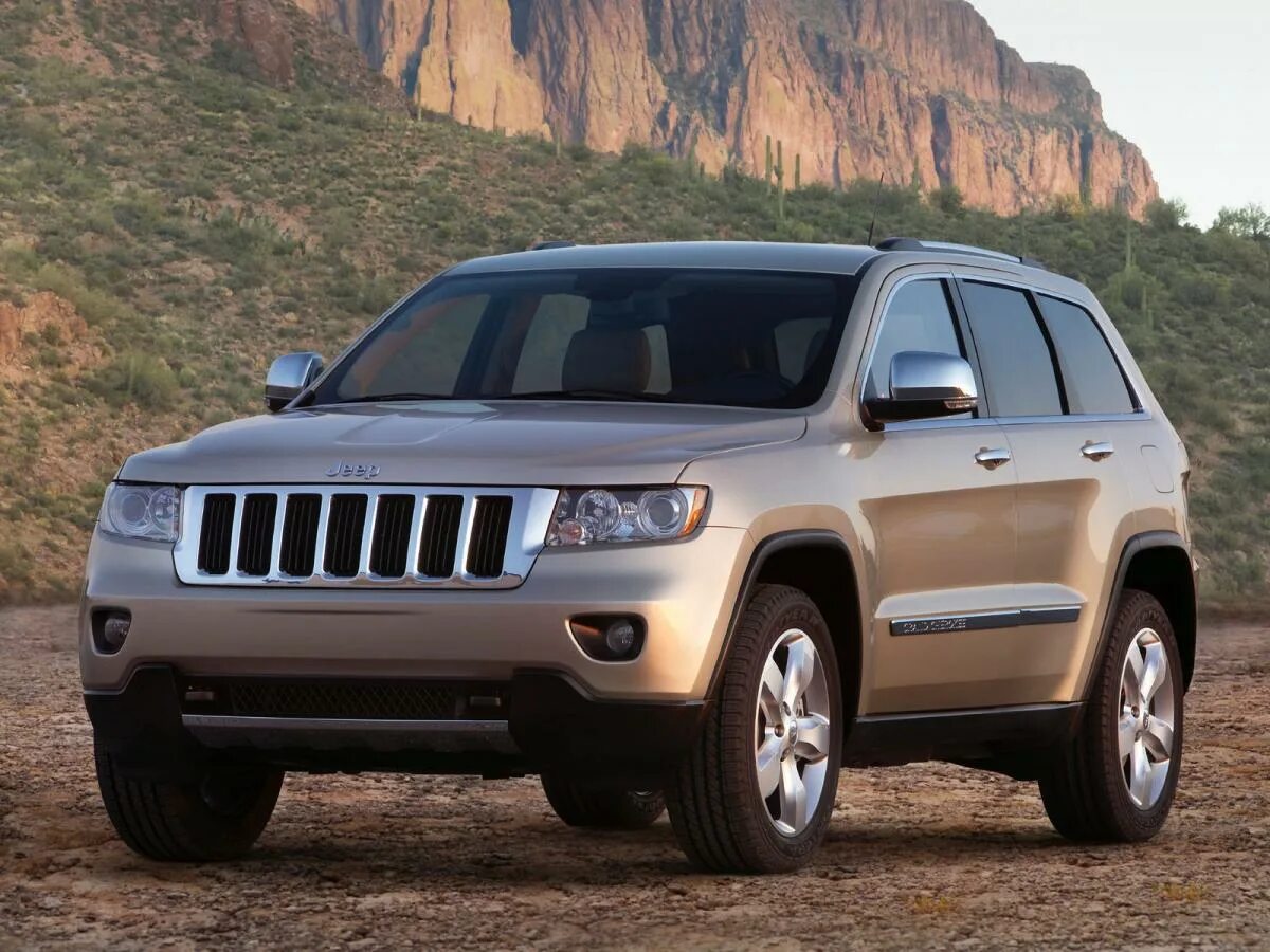 Jeep grand cherokee 2011. Машина grand cherokee. Jeep jeep grand cherokee. Джип чероки 2008. Машина grand cherokee.