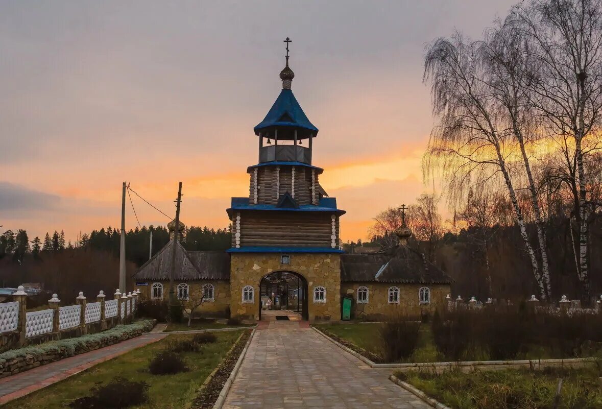 церковь вятские поляны. вятские поляны церкви. мечеть вятские поляны. собор николая чудотворца в вятских полянах. вятские поляны храм архангела михаила.