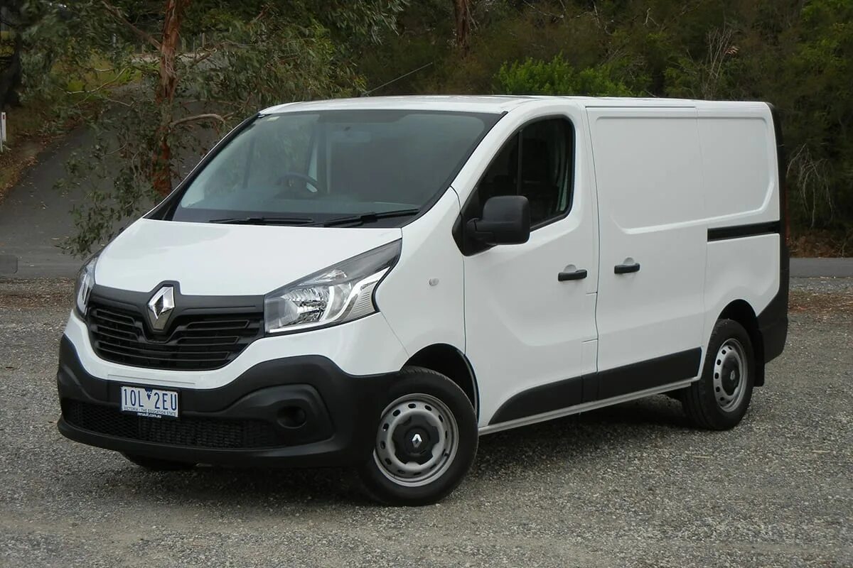 Renault Trafic фургон. Фургон Renault Trafic 2020. Рено трафик 2019. Рено трафик грузовой 2019.