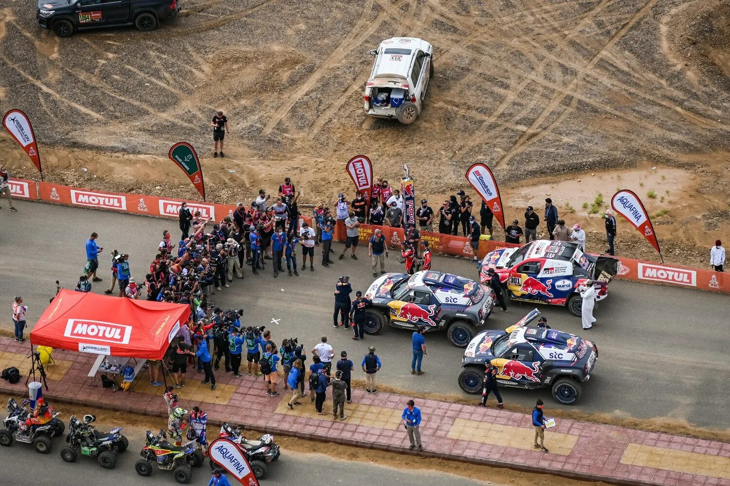 Silkway rally бивуак. Ралли марафон. Ралли марафон. Ралли марафон. Нива 2121 дакар.