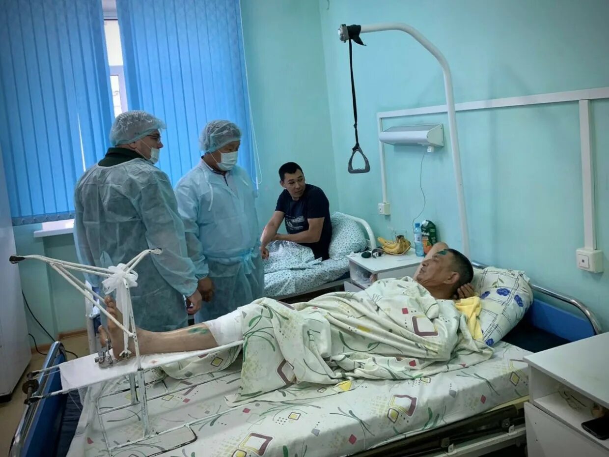 Пострадавшие оренбуржцы. Подростки в лифте. В оренбурге простились с александром корсуновым. Пострадавшие оренбуржцы. Пострадавшие оренбуржцы.
