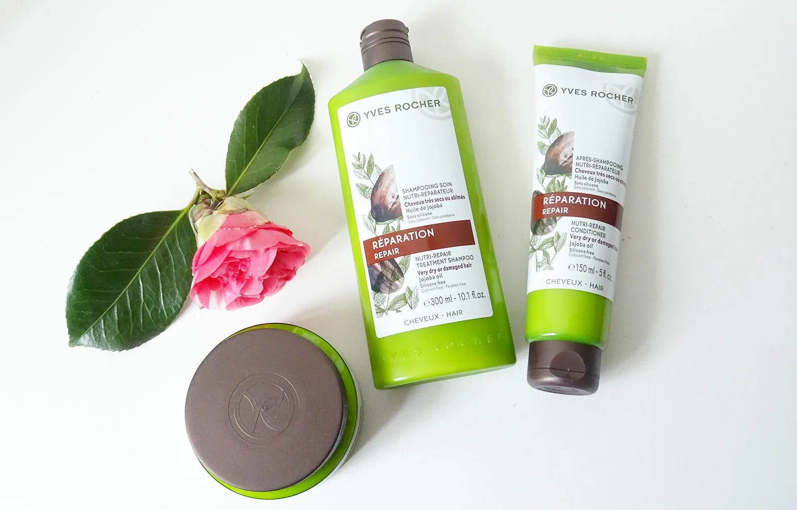 Yves rocher косметика. На боры косметики для волос ев фроше на озоне. Yves rocher naturelle. Болтанка ив роше. Yves rocher часы в подарок.