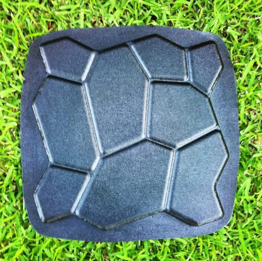 Форма для садовых дорожек 60х80х6. Форма для заливки садовой дорожки. Форма для тротуарной плитки ресурс «камень», 770x770x50 мм, 2 шт. Форма для садовой дорожки 80х80х6. Форма садовая дорожка 2шт ооо "трикапласт".