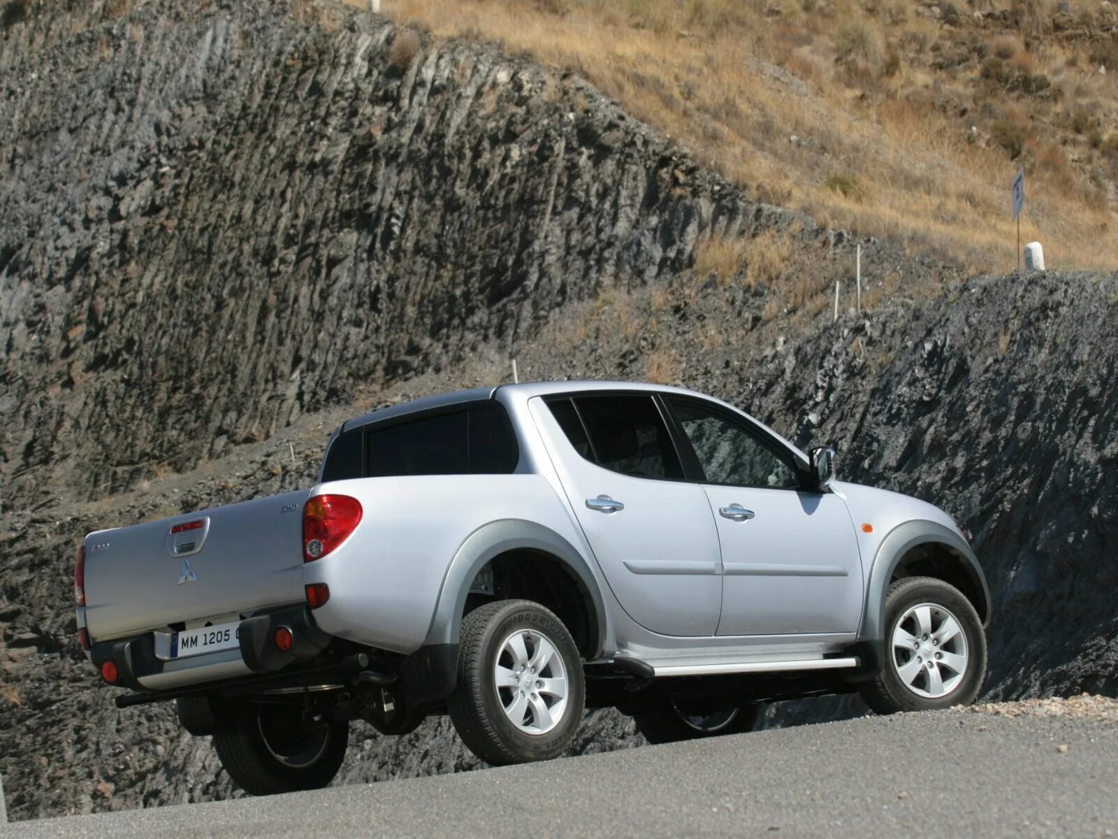 Mitsubishi l200 iv поколение. митсубиси л200 4 поколения. Mitsubishi l200 v. Mitsubishi l200 4. л200 4 поколение.