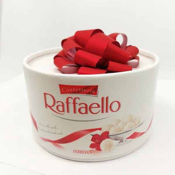 Сколько гр в рафаэлло. Шоколад Рафаэлло. Raffaello 100 гр. Рафаэлло конфеты 100гр. Конфеты Рафаэлло 100 грамм.