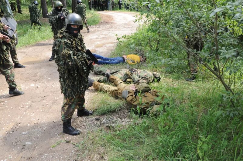 11 06 2014. Товарково Калужская область. Жесть Товарково Калужской области. Калужская область Товарково терроризм Епихин.