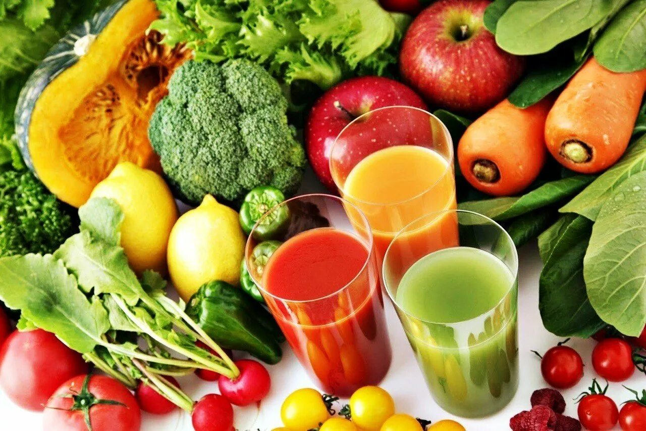 Полезные фрукты и овощи. Овощи и фрукты в рационе. Полезные овощи. Овощи и фрукты полезные продукты.