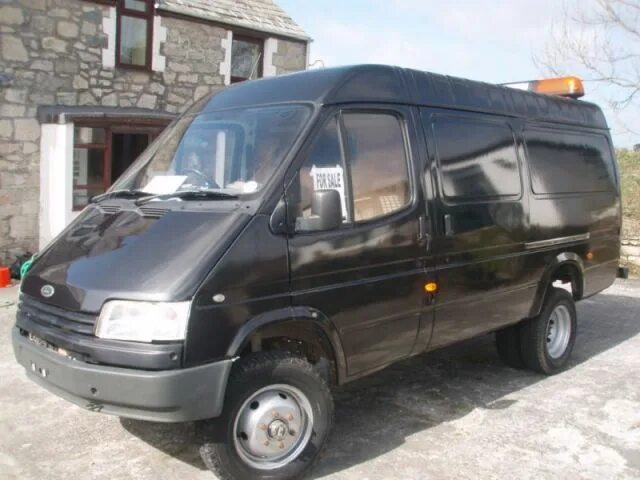 Купить запчасти на форд транзит. Ford Transit 1992. Форд Транзит 1992. 1992 Форд Транзит бортовой. Форд Транзит Каунти.