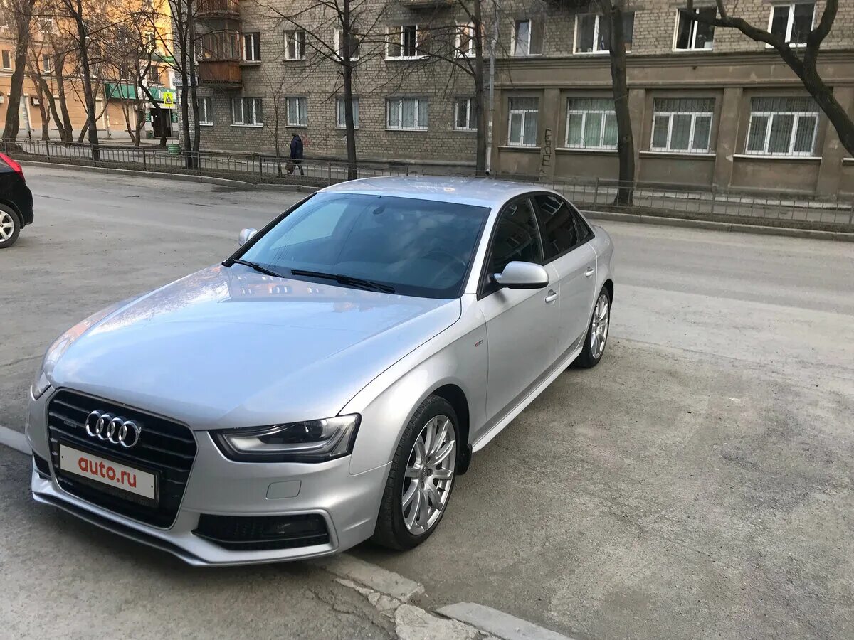 Купить ауди 4 бу. Audi a4 IV (b8). Audi a4 IV (b8) серебристый. Audi a4 b8 серебристый. Ауди а4 серебристая.