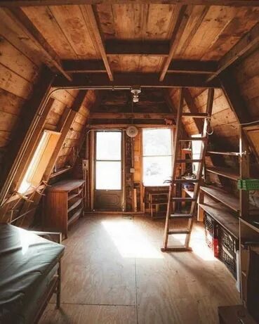 Интерьер домов шалашей Photo 5 of 6 in Top 5 Homes of the Week With Atmospheric Bedrooms from Big Bear