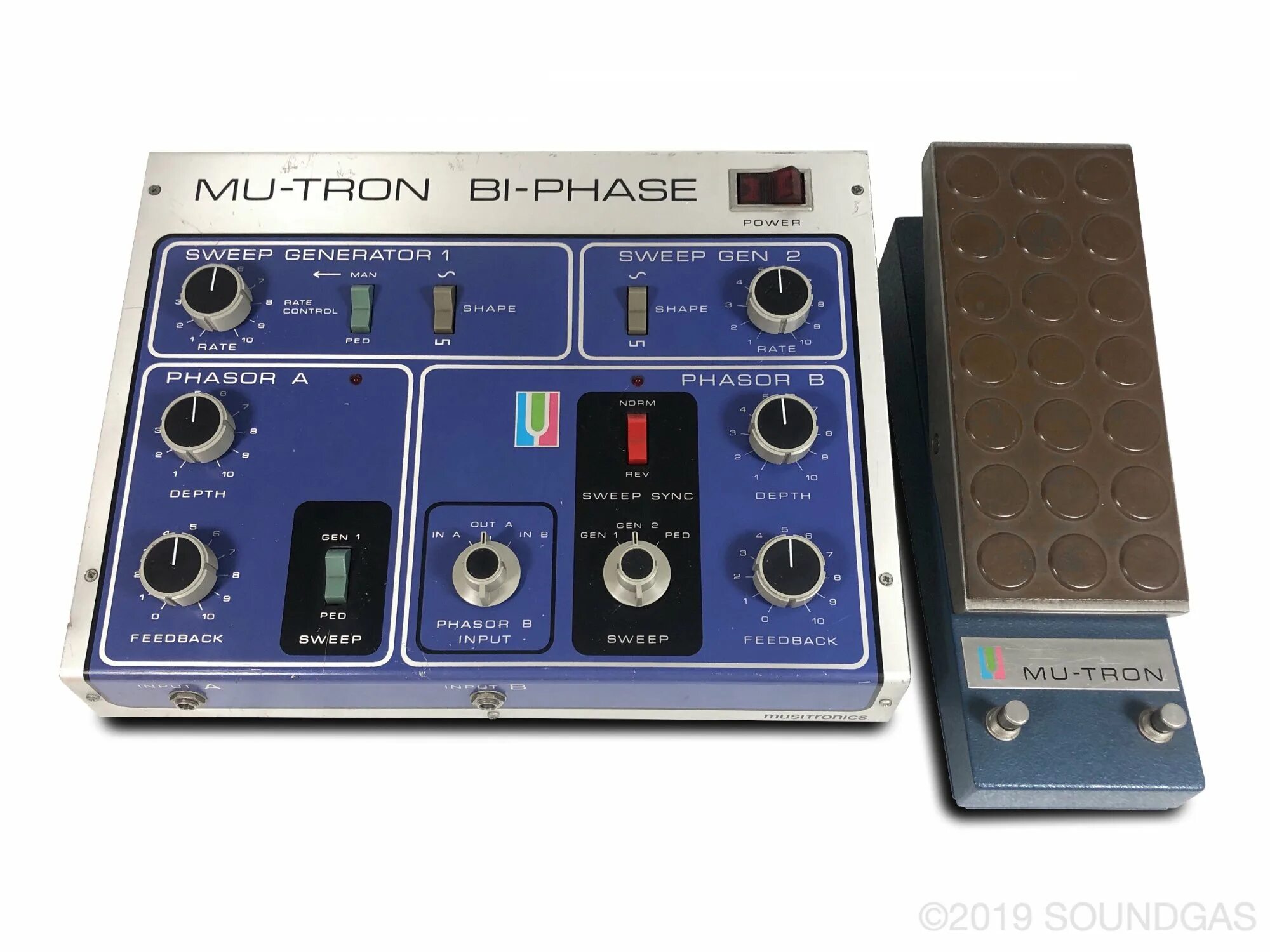 Bi phase. Arturia Phaser bi tron. Bi-phase-Level радиотехника. Mu tron Pedal Mod. Phase Shifter 2.