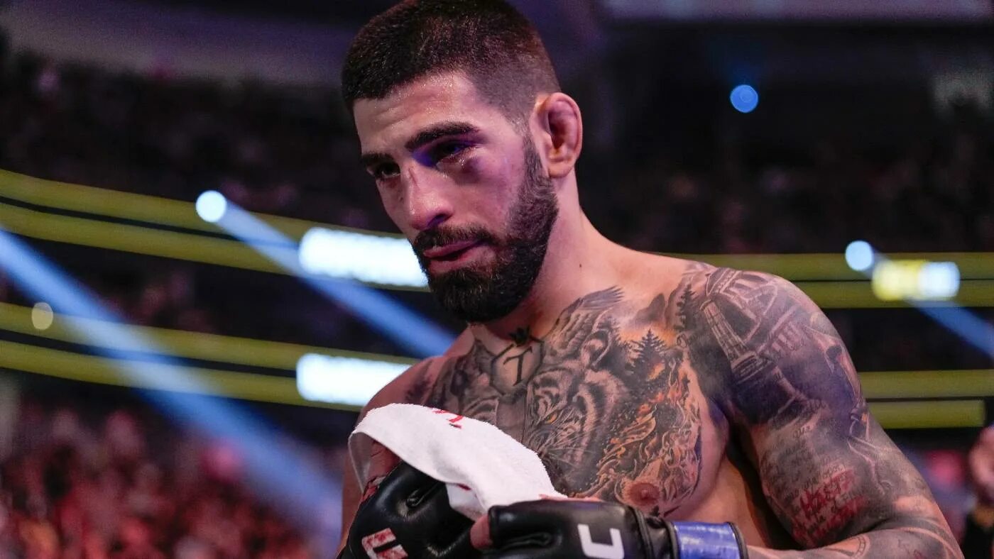 Ufc илия топурия против макса холлоуэя. Илия топурия. волкановски - топурия ufc 298. топурия волкановский бой. юфс 290 кард.