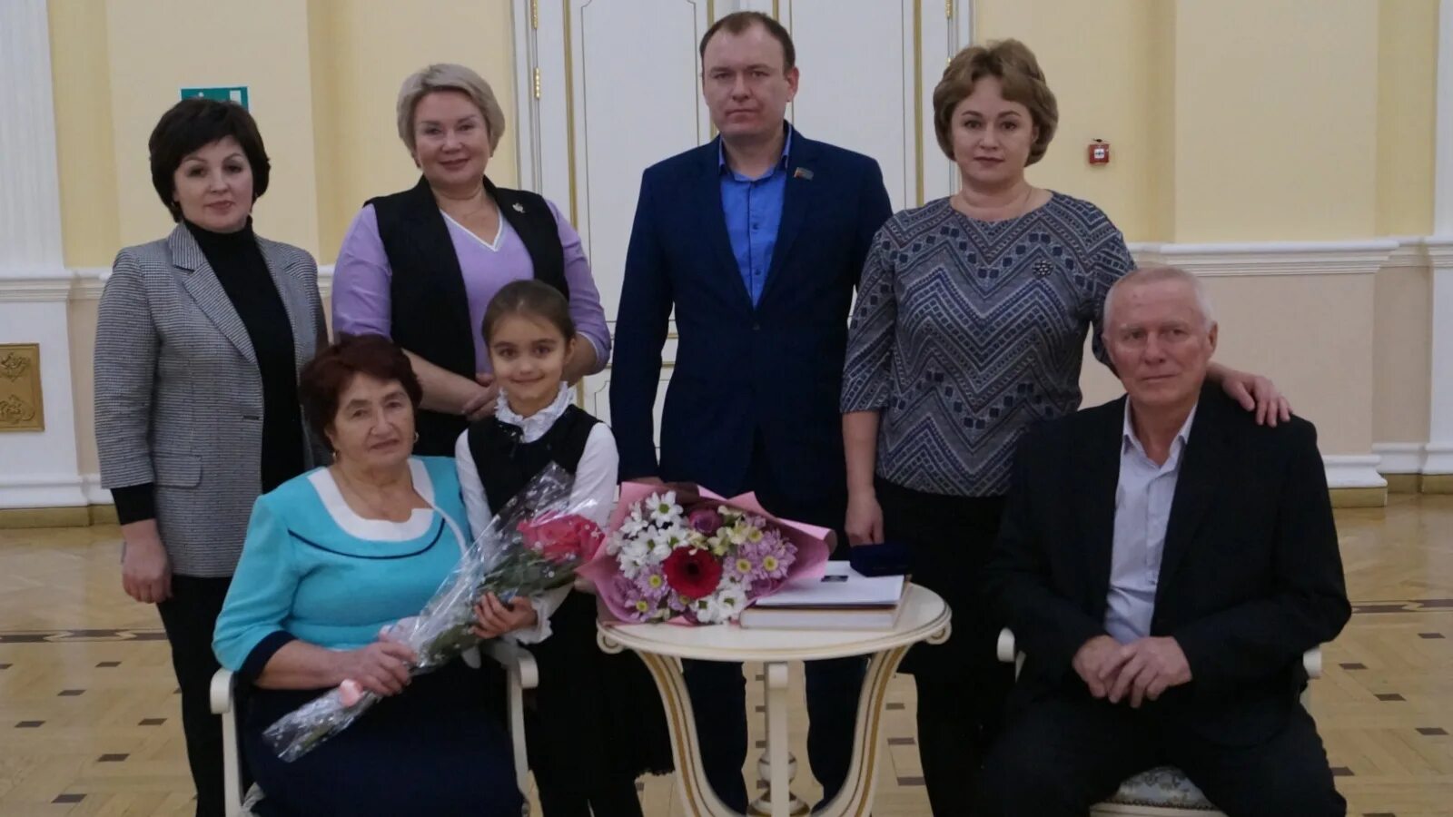 Управление загс исполнительного комитета казань. Ново савиновский загс казань. Меридианная 4 загс. Управление загс чеченской республики. Директор бугульминского театра.