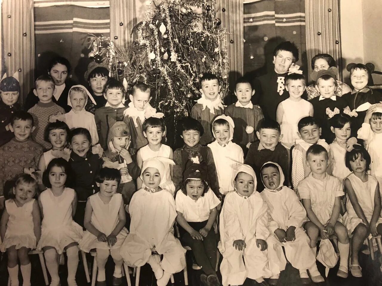 Новогодние базары в ссср. Много лет назад на новый год. Много лет назад на новый год. Много лет назад на новый год. Много лет назад на новый год.