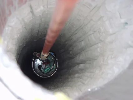 Hole pole