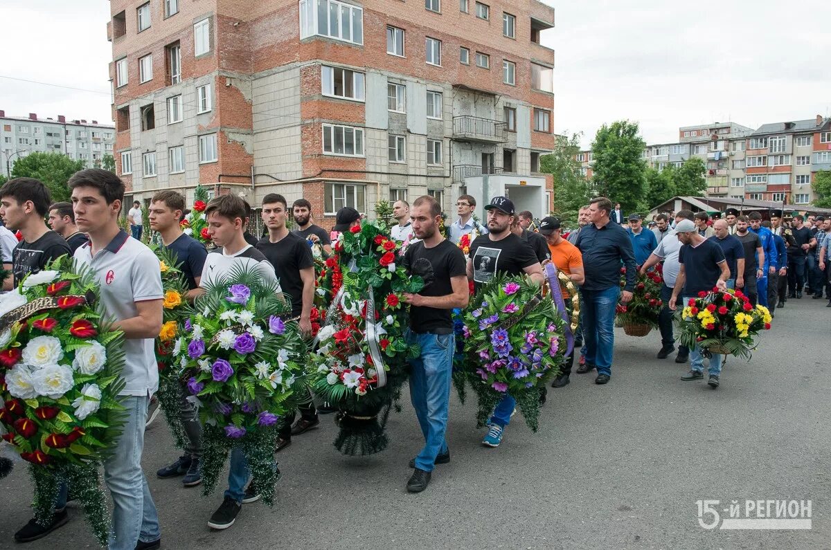 Новости осетии 15. Прощание с Мамиевым Ульяновск. 15 Регион лента новостей. Новости Владикавказа. Новости 15 регион сегодня.