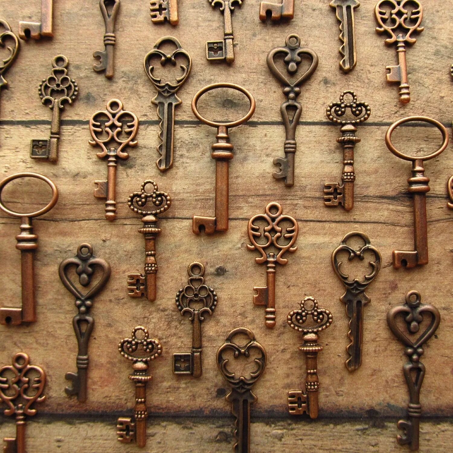 Куплю старые ключи. Старый ключ. Старинный ключ. Красивый старинный ключ. Необычные старинные ключи.