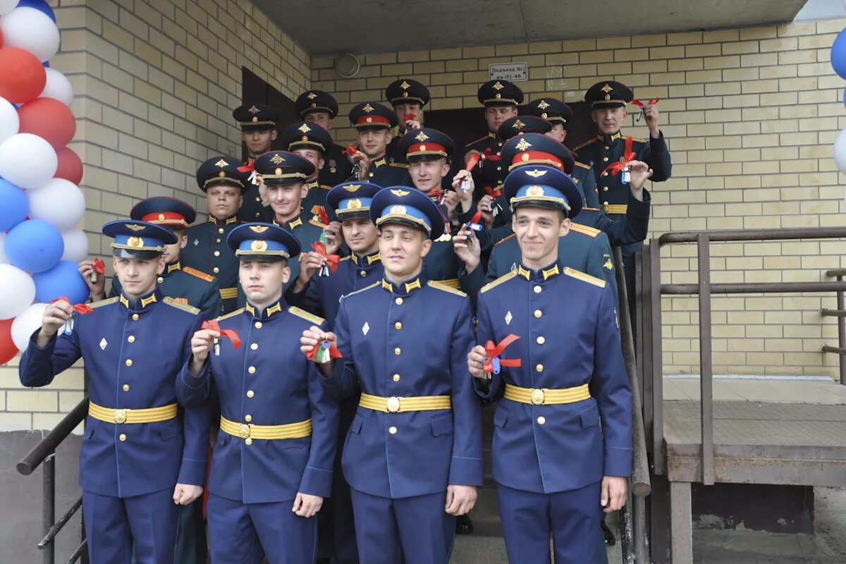 8 армия телефон. Командующий 8 армией Южного военного округа Сычевой.