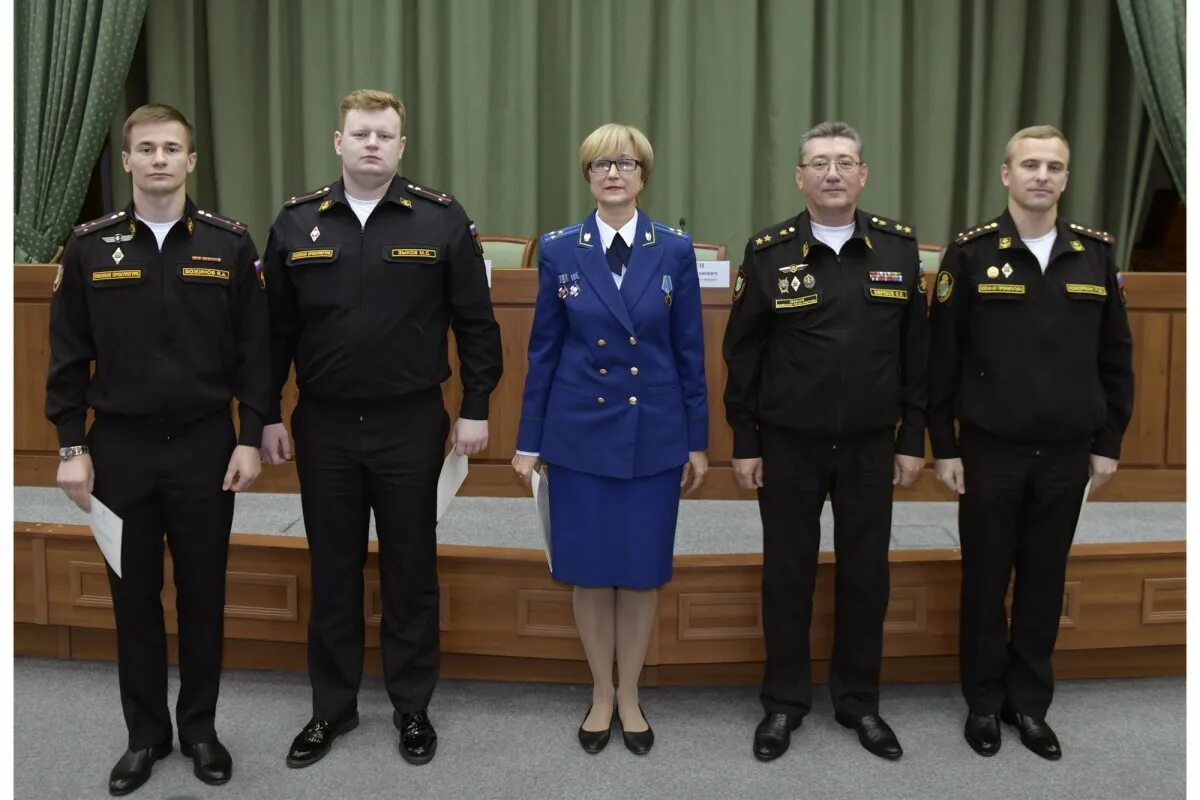 Люберецкая городская прокуратура. Прокуроры районного звена. Прокуроры районного звена. Ференц прокурор новосибирска. Прокуратура подарок.