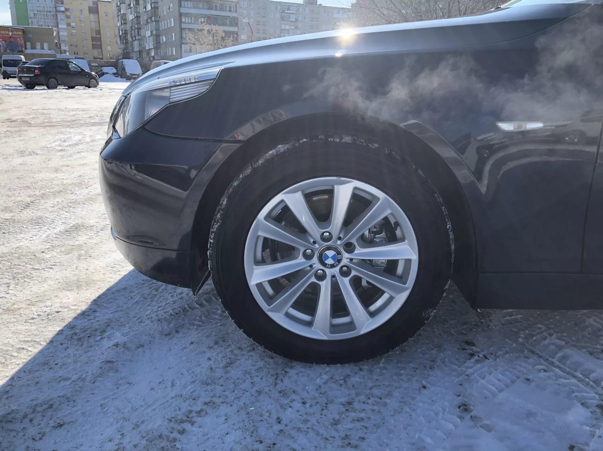 225 55 17 зимняя купить. Е60 резина 225 55 r17. 225/50 R17 зима. Tiguan 225.50.17 зимняя. Колеса 225/50/17 зима.