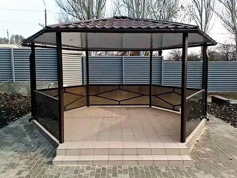 Кованая беседка винтажная купить на заказ в Москве, настоящая ковка, цены, фото.