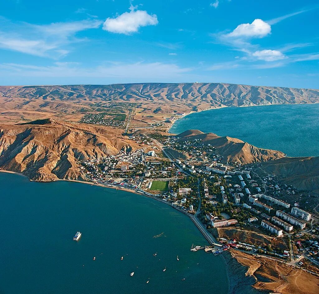 Село орджоникидзе. Пгт Орджоникидзе Крым. Орджоникидзе Феодосия. Поселок Орджоникидзе Феодосия. Пос Орджоникидзе Крым.