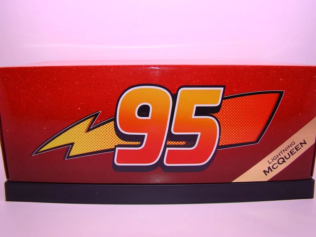 Номер молнии маквина. Наклейки 95 молния Маккуин. Lightning MCQUEEN 95 logo. Номер 95 молния Маккуин. 95 Номер молния Маккуин логотип.