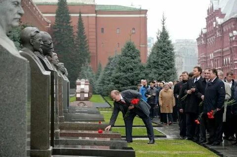 Кремлевский некрополь