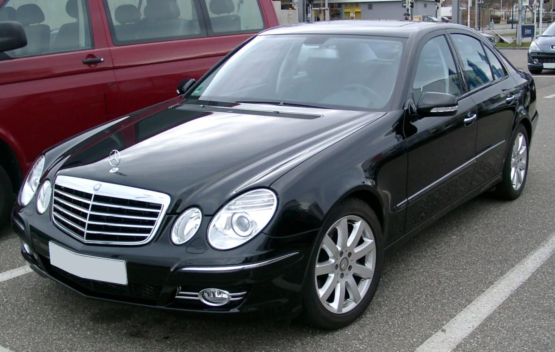 Е 211 купить. Mercedes-Benz w211. Mercedes Benz e240. Мерседес w211 e220. Mercedes Benz w211 2006.