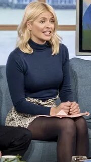 Holly Willoughby Outfits. 