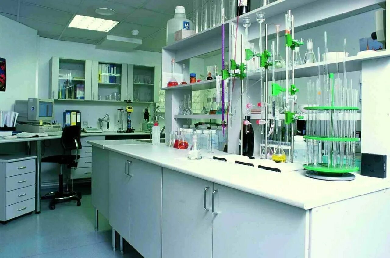 Химическая лаборатория. Современная химическая лаборатория. Лабораторная комната. Лабораторное помещение.