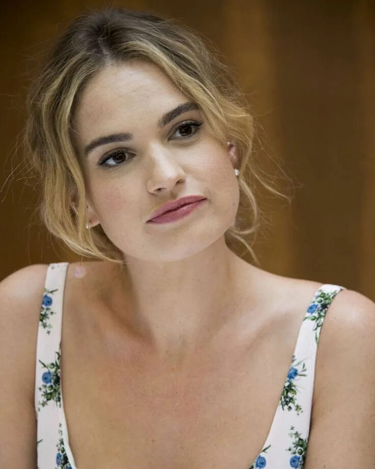 Lilly james dropping in on mom. Lily james.