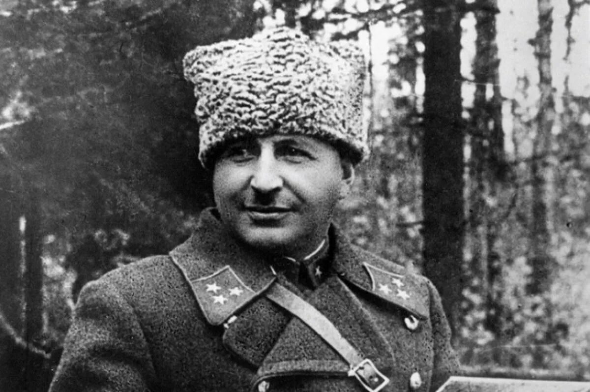 File:Ivan Bagramyan 1997 USSR postcard 2cr.jpg - Wikipedia